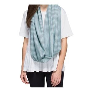 Lululemon Vinyasa Menthol Heathered Slate Parallel Stripe Scarf